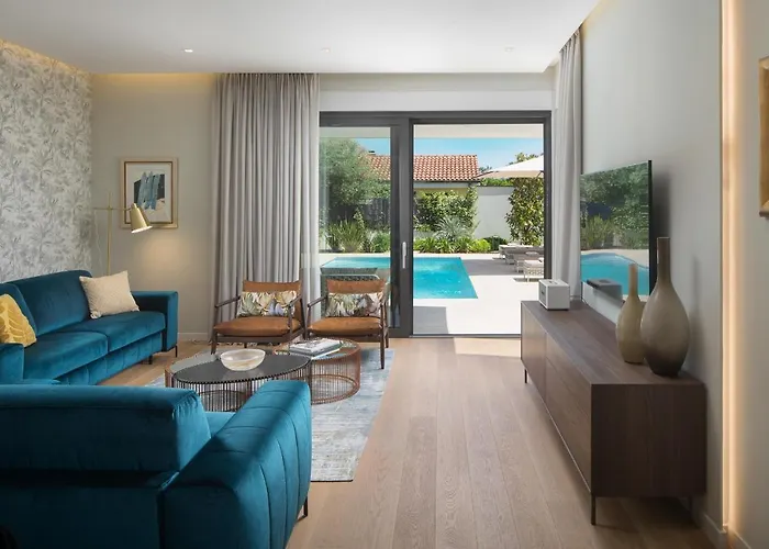 Tereza Zadarvillas *